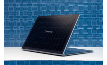 Lenovo Yoga Solar PC: Ноутбук будущего! Забудьте о розетках, работайте на солнце!